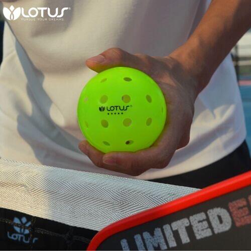 Bóng Pickleball Lotus 5 Sao Mặt Nhám - Bóng Thi Đấu